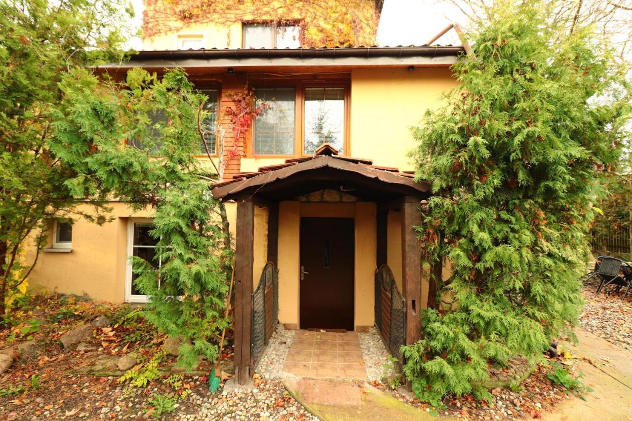 Karczma Pod Jesionem Hotel Brdow Exterior photo